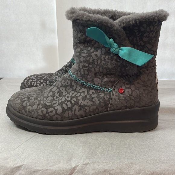 Ugg I ❤️Ugg boots in excellent preowned condition - Picture 7 of 12